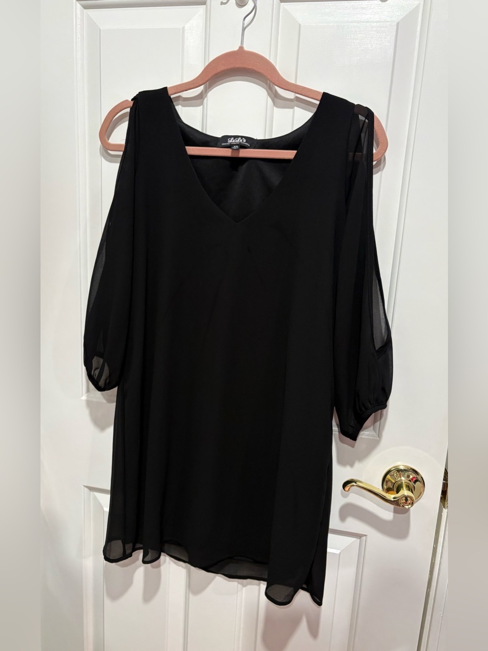 LULUS Black Cold-Shoulder V-Neck Dress